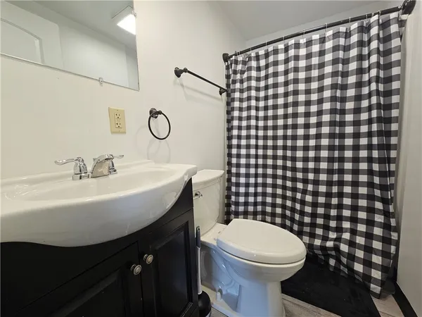 $184,900 | 7 North Street, Gaines, NY 14411