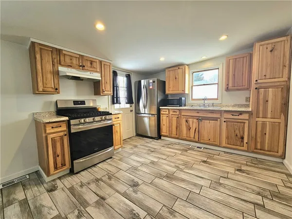 $184,900 | 7 North Street, Gaines, NY 14411