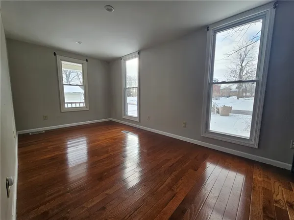 $184,900 | 7 North Street, Gaines, NY 14411