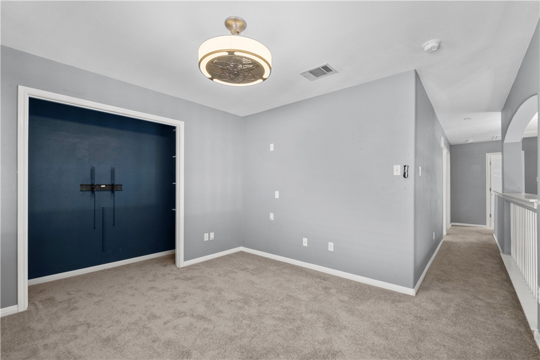 1533 Lorson Loop Round Rock, TX 78665 - Photo 22 of 27 a view of a hallway