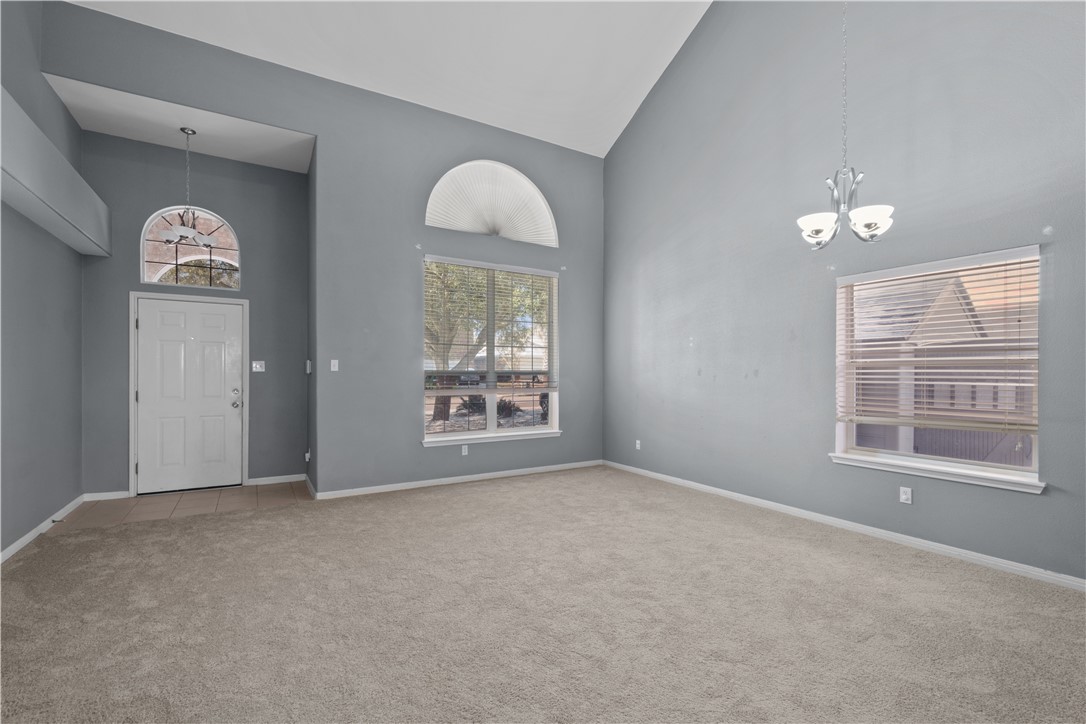 1533 Lorson Loop Round Rock, TX 78665 - Photo 5 of 27 a view of an empty room with a window