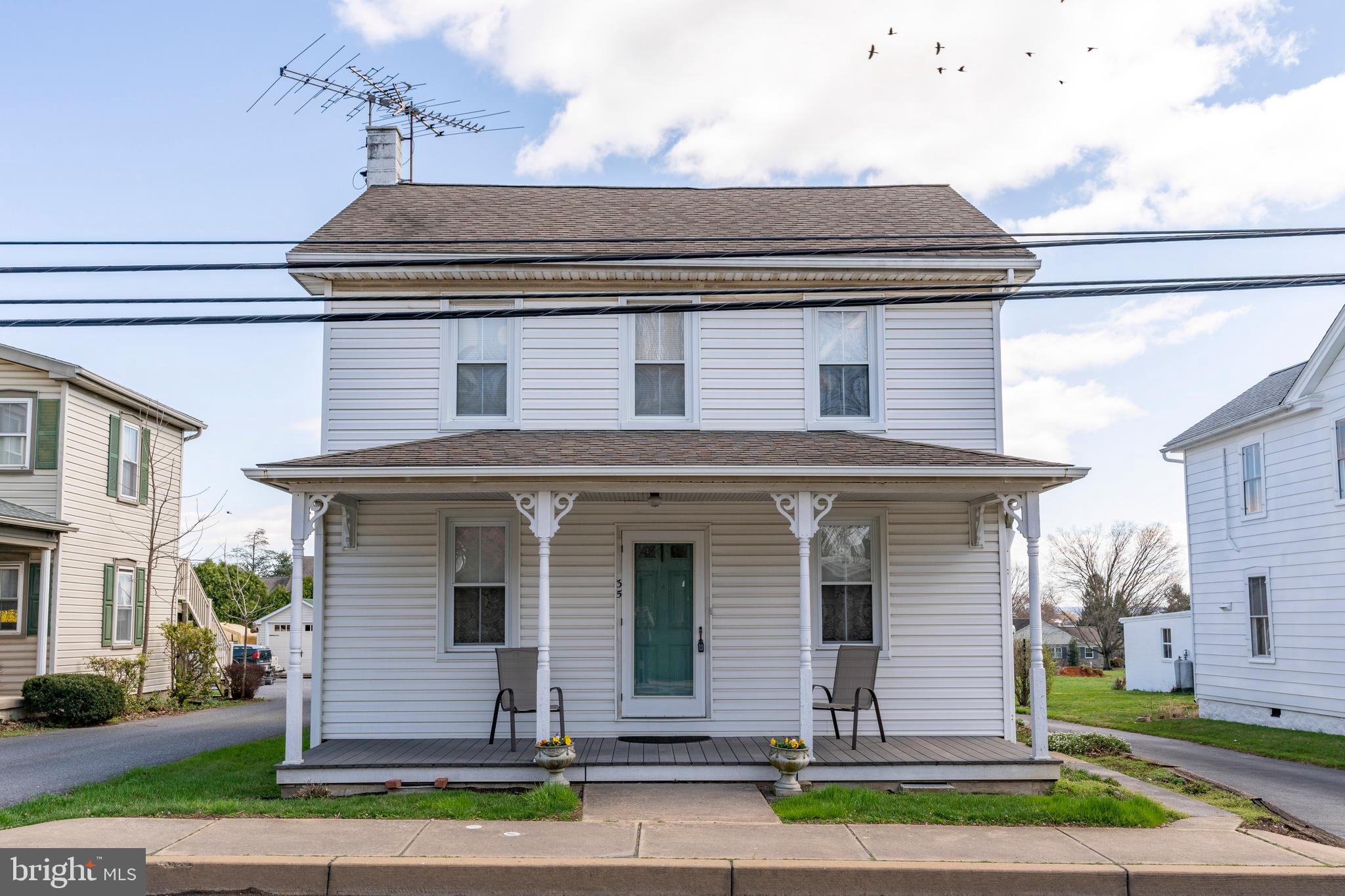 35 Queen Road Gordonville, PA 17529 - Photo 1 of 41 Gallery Image 1