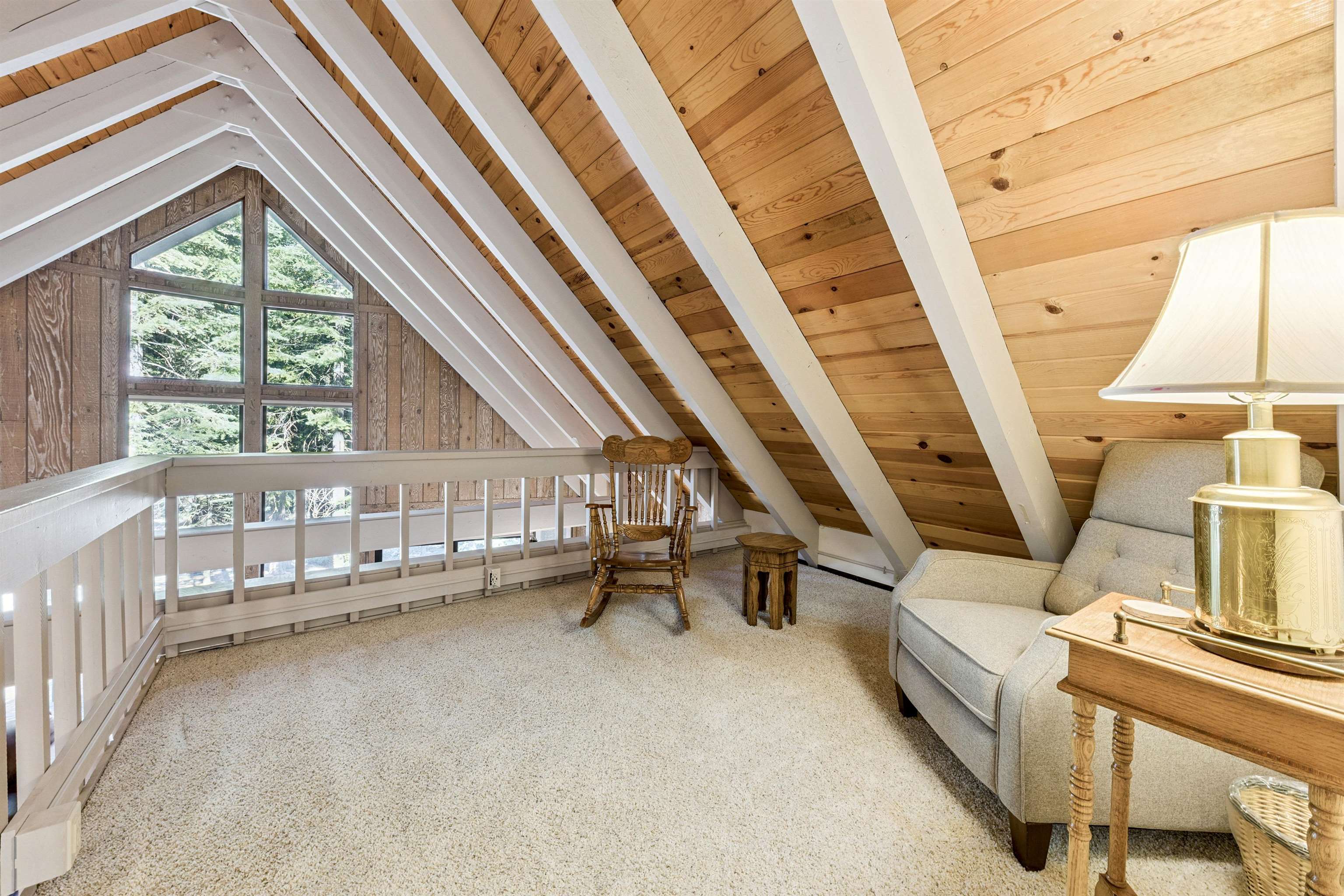 11933 Chamonix Road Truckee, CA 96161 - Photo 19 of 27