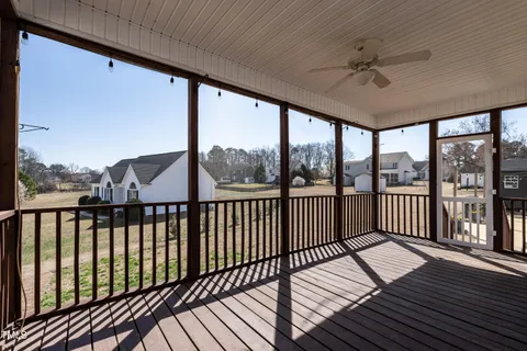 $455,000 | 118 Riverwood Drive, Fuquay-Varina, NC 27526