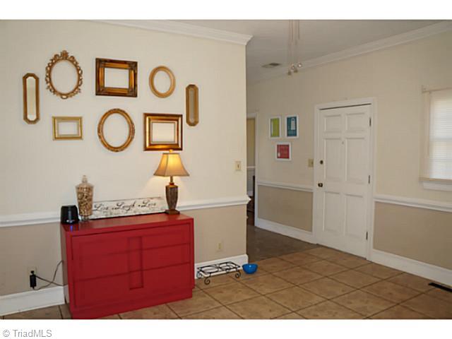 1050 North Rockridge Road Asheboro, NC 27205 - Photo 13 of 16 Keeping Room.