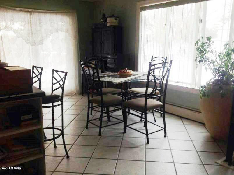 139 Rt 590 Greeley, PA 18425 - Photo 8 of 54