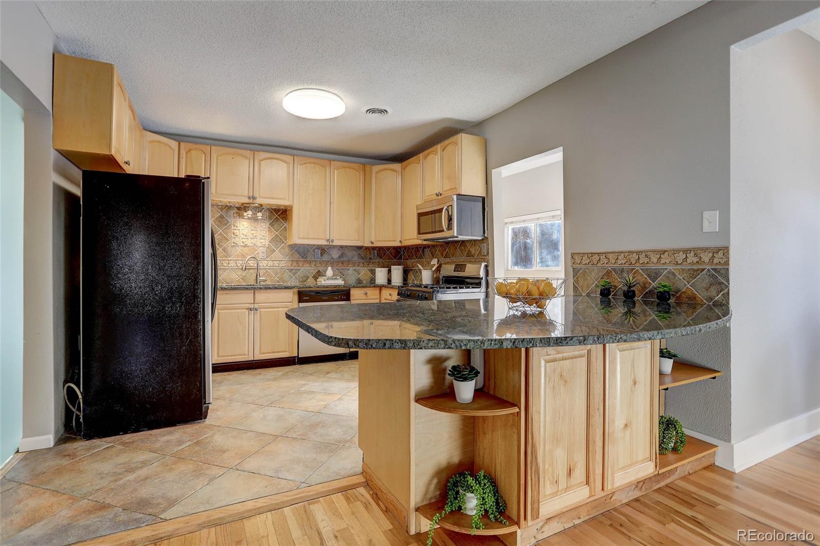 5190 Raleigh Street Denver, CO 80212 - Photo 24 of 39 Gallery Image 24