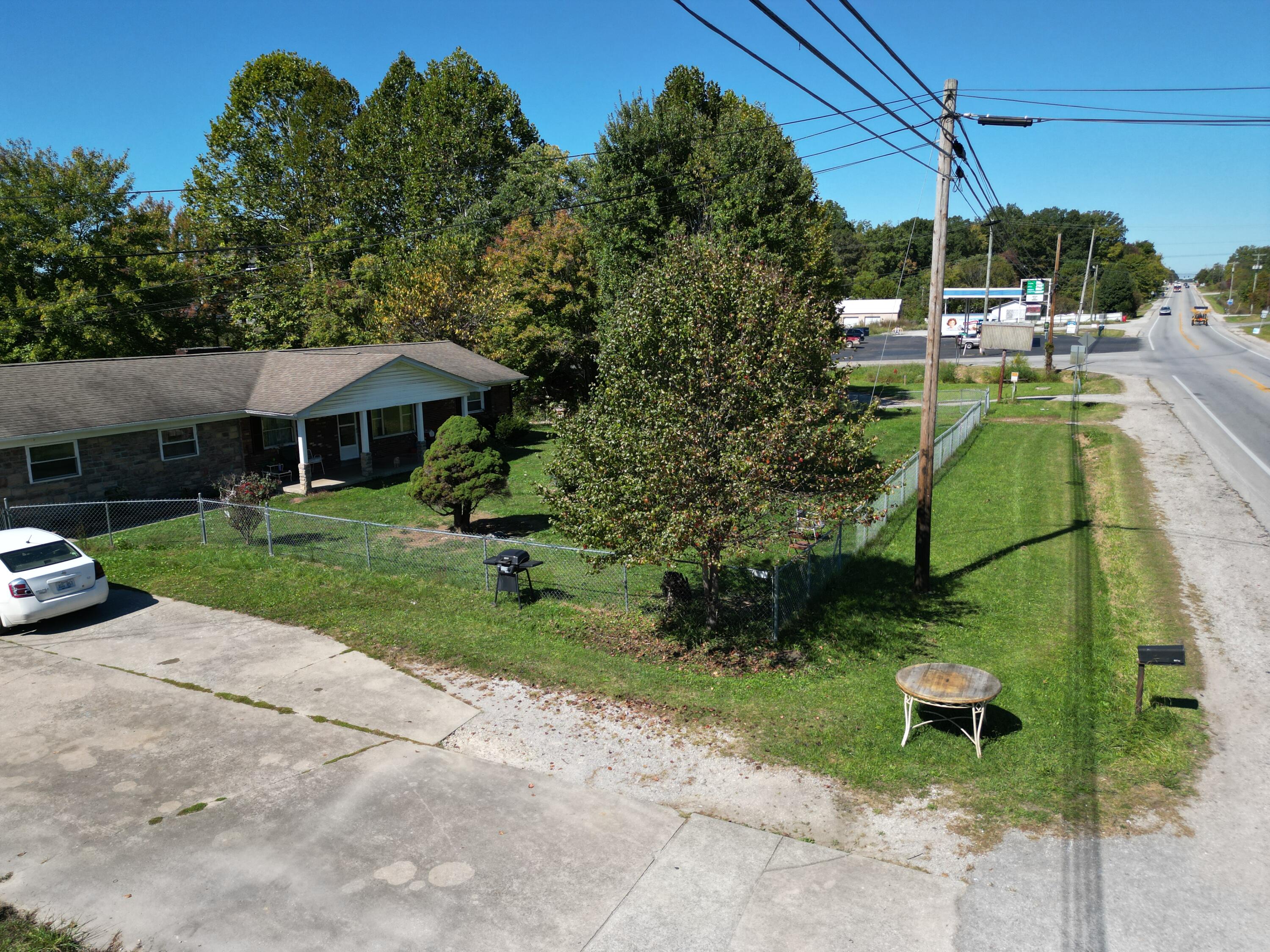 2111 North Laurel Road London, KY 40741 - Photo 3 of 39 DJI_0360