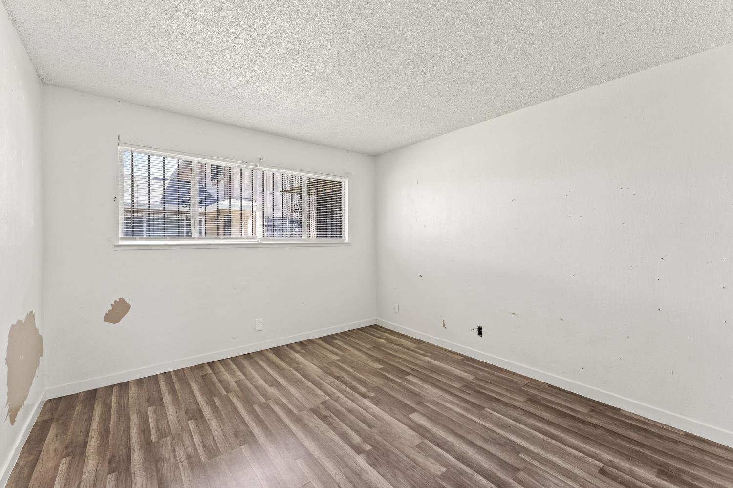 414 East Bianchi Road, Unit 1 Stockton, CA 95207 - Photo 13 of 18