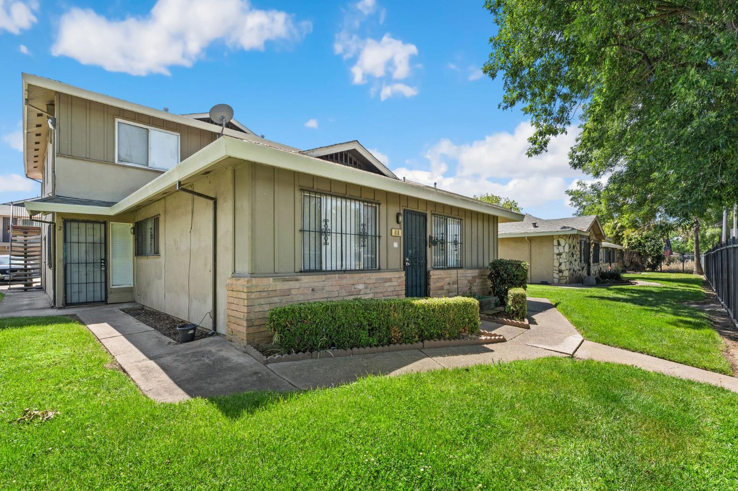 414 East Bianchi Road, Unit 1 Stockton, CA 95207 - Photo 3 of 18