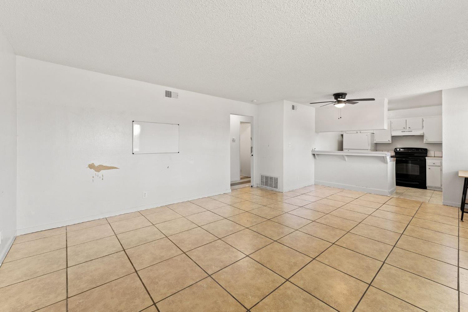 414 East Bianchi Road, Unit 1 Stockton, CA 95207 - Photo 6 of 18