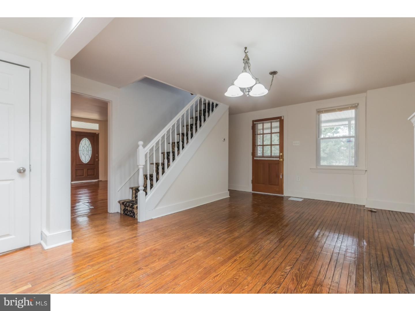 1015 Plowshare Road Yardley, PA 19067 - Photo 4 of 20 Gallery Image 4