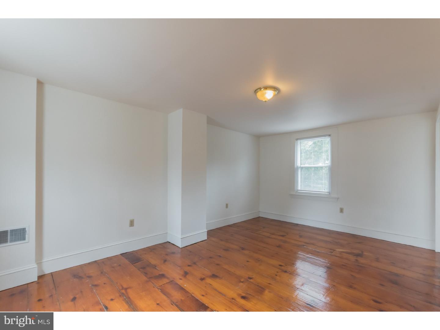 1015 Plowshare Road Yardley, PA 19067 - Photo 9 of 20 Gallery Image 9