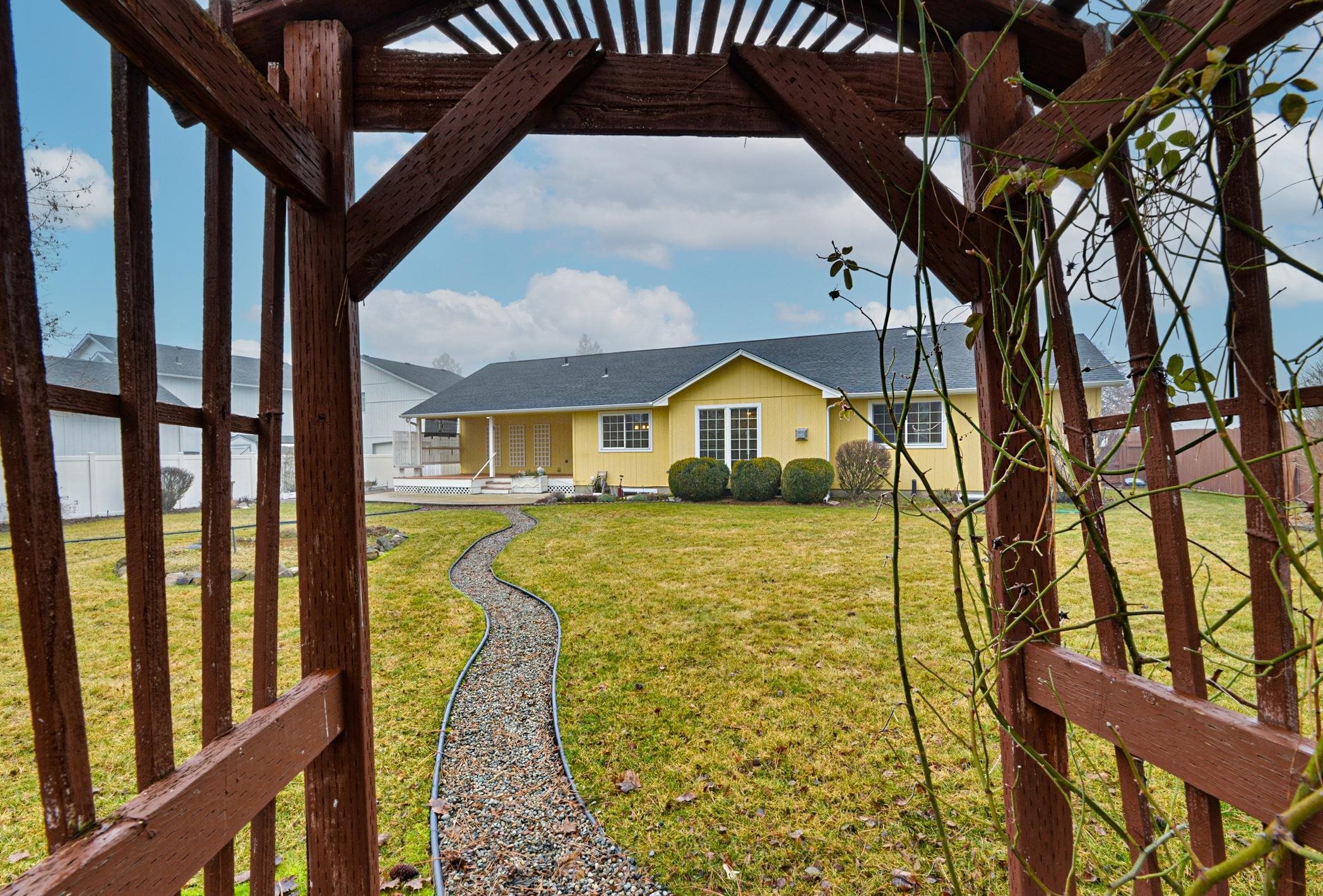 3912 East Siskin Lane Mead, WA 99021 - Photo 24 of 32