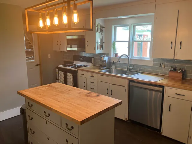 $210,000 | 16 North Main Street, Morrill, ME 04952