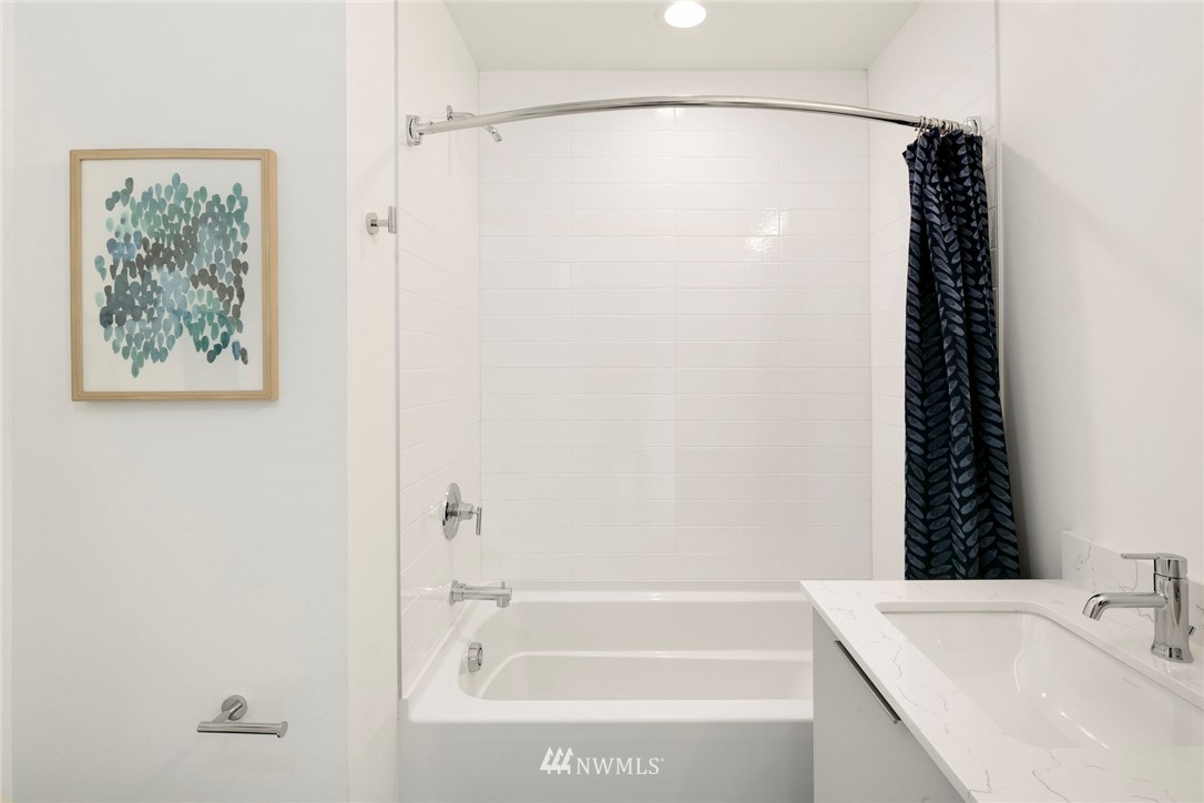 816 North 47th Street Seattle, WA 98103 - Photo 11 of 25 Gallery Image 11