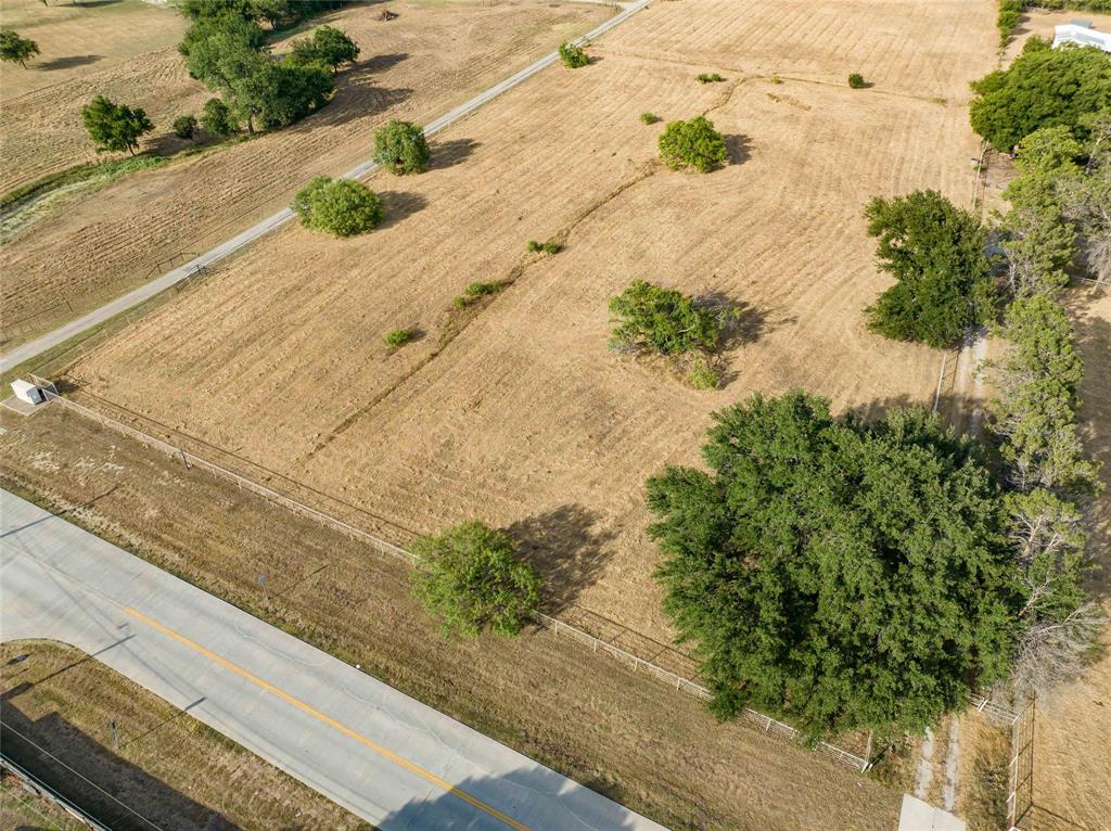 2000 Ranch House Road Willow Park, TX 76087 - Photo 14 of 34 a view of a yard with plants