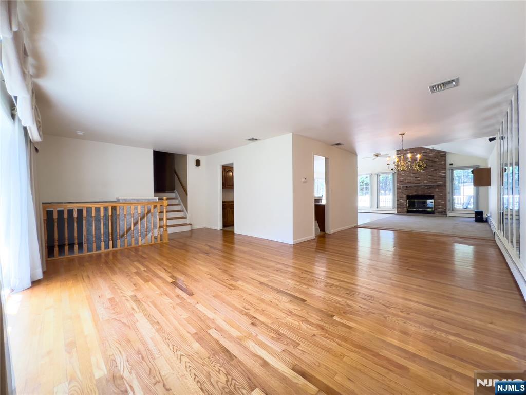 36 Deer Trail Road Hillsdale, NJ 07642 - Photo 4 of 23
