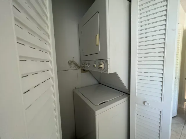 $290,000 | 6161 Northwest 2nd Avenue, Unit 114, Boca Raton, FL 33487