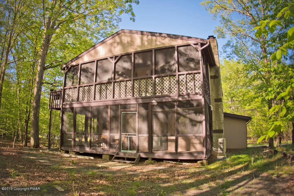 6306 Decker Road Bushkill, PA 18324 - Photo 36 of 61 0217_Sveta House Shoot_Mon 21th