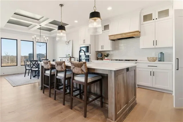 $854,100 | 2607 Northeast Woodland Court, Lee's Summit, MO 64086