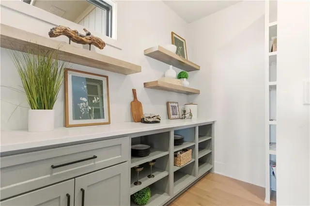 $854,100 | 2607 Northeast Woodland Court, Lee's Summit, MO 64086