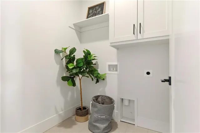 $854,100 | 2607 Northeast Woodland Court, Lee's Summit, MO 64086