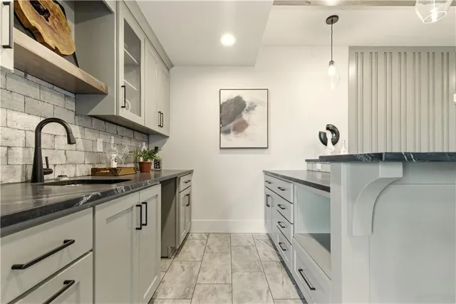 $854,100 | 2607 Northeast Woodland Court, Lee's Summit, MO 64086