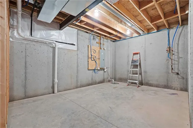 $854,100 | 2607 Northeast Woodland Court, Lee's Summit, MO 64086