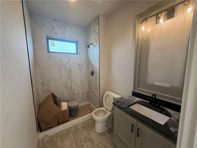 $854,100 | 2607 Northeast Woodland Court, Lee's Summit, MO 64086