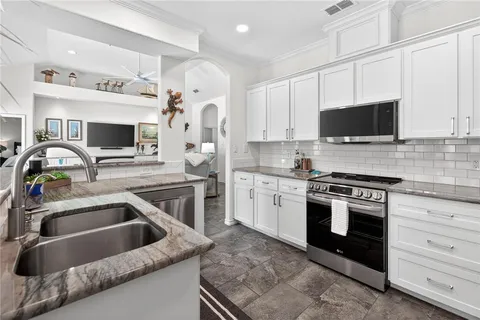 $519,900 | 15826 Vincent Drive, Corpus Christi, TX 78418