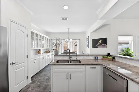 $519,900 | 15826 Vincent Drive, Corpus Christi, TX 78418