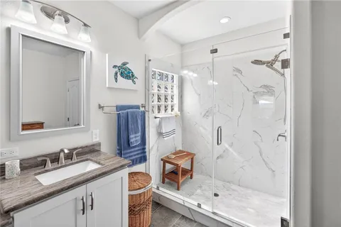 $519,900 | 15826 Vincent Drive, Corpus Christi, TX 78418