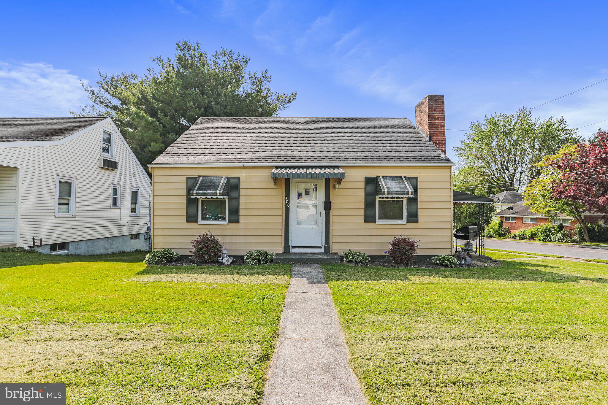 300 Wakefield Road Hagerstown, MD 21740 - Photo 2 of 35
