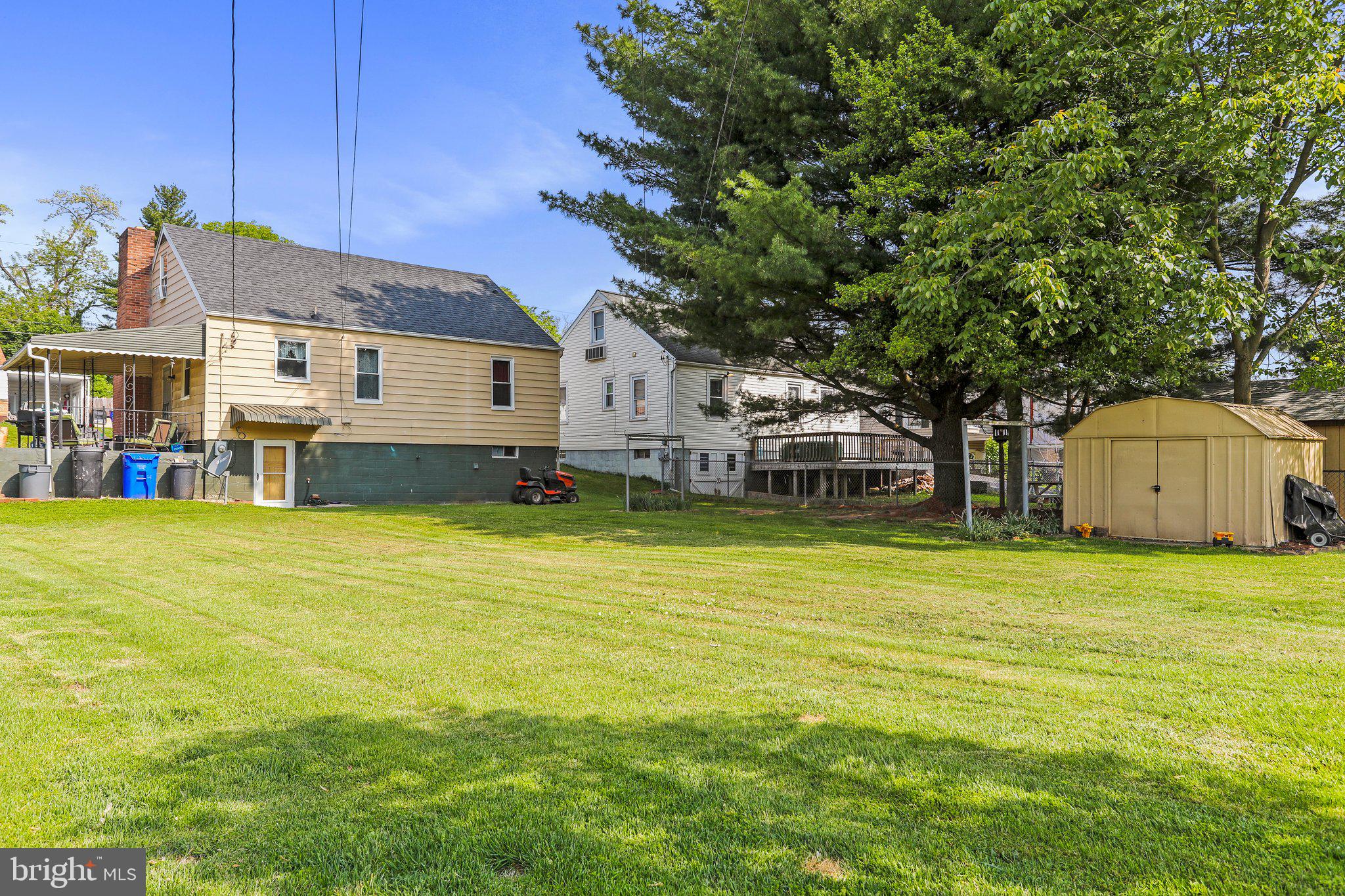 300 Wakefield Road Hagerstown, MD 21740 - Photo 32 of 35