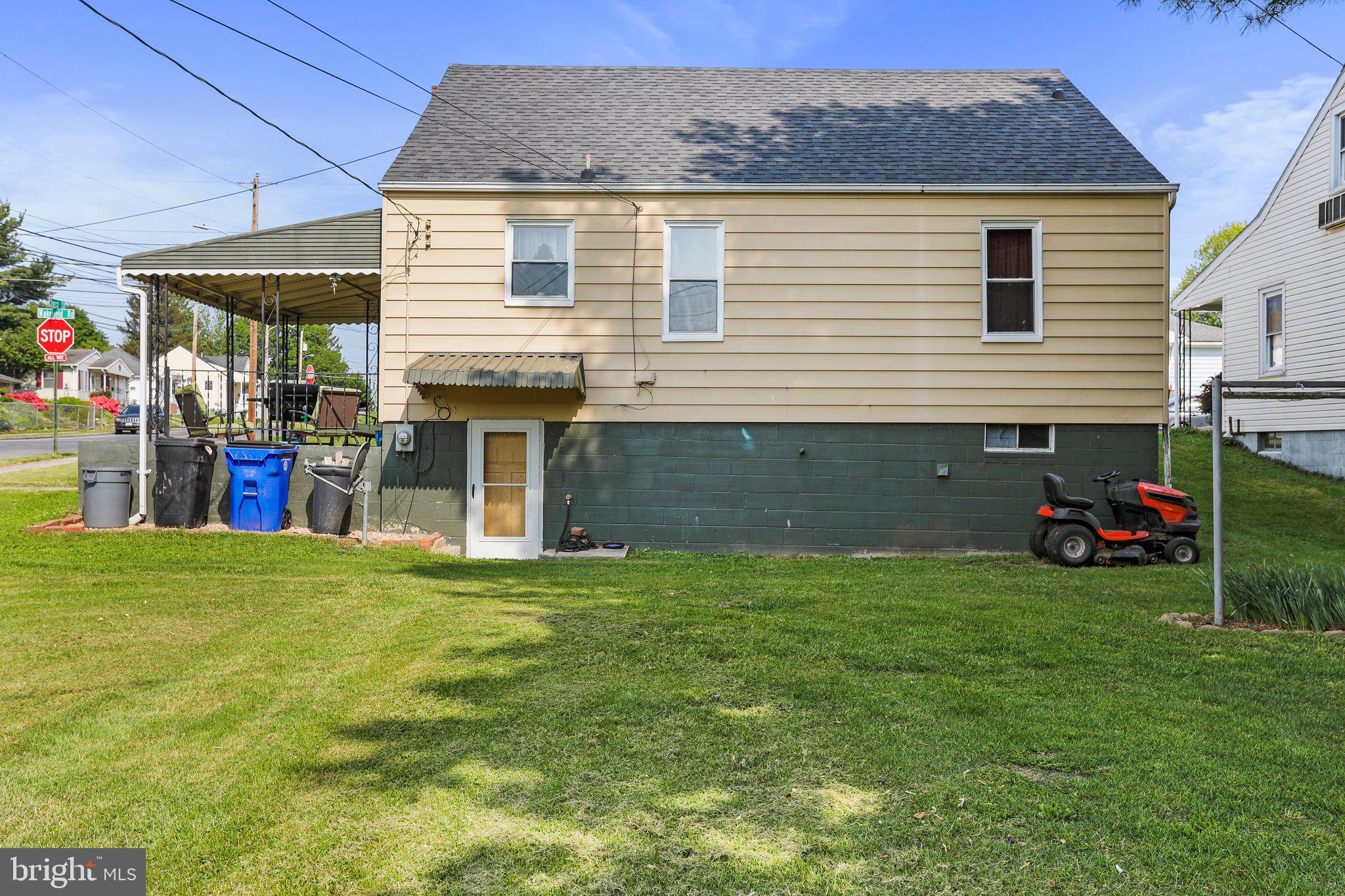 300 Wakefield Road Hagerstown, MD 21740 - Photo 33 of 35