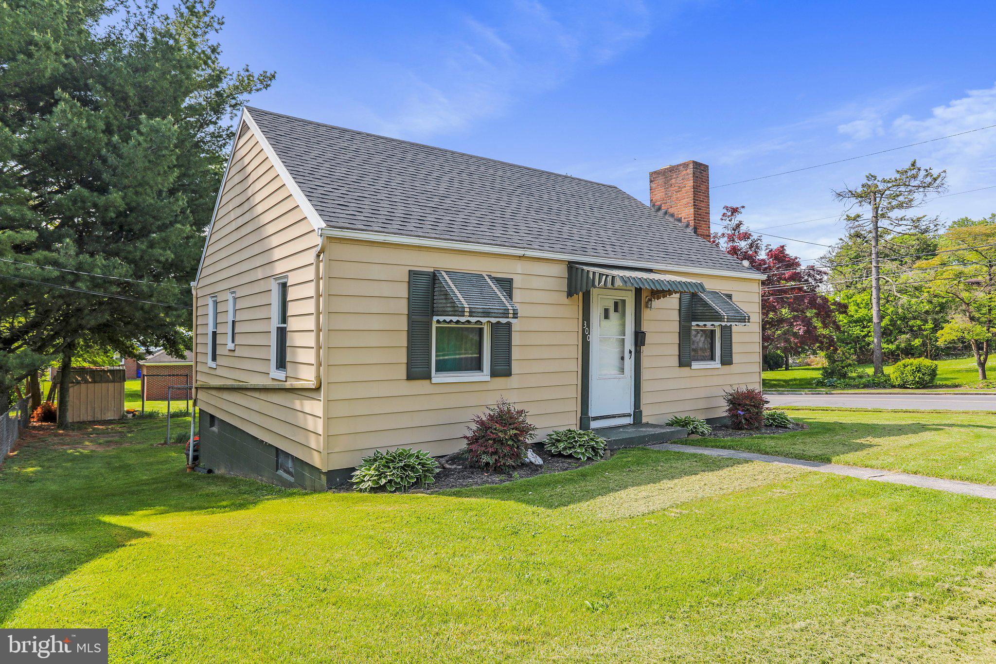300 Wakefield Road Hagerstown, MD 21740 - Photo 4 of 35