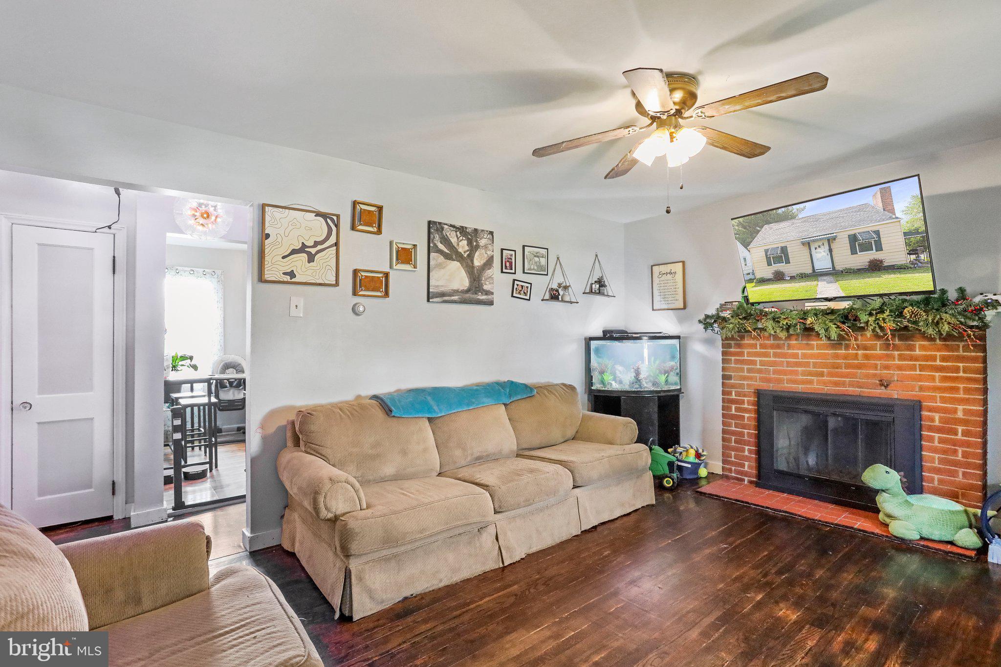 300 Wakefield Road Hagerstown, MD 21740 - Photo 7 of 35