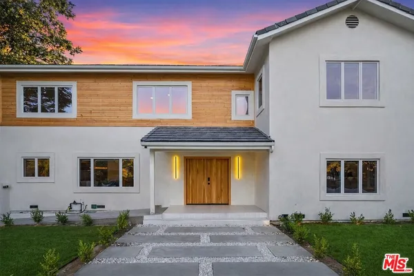 $3,000,000 | 5439 Gentry Avenue, Valley Village, CA 91607
