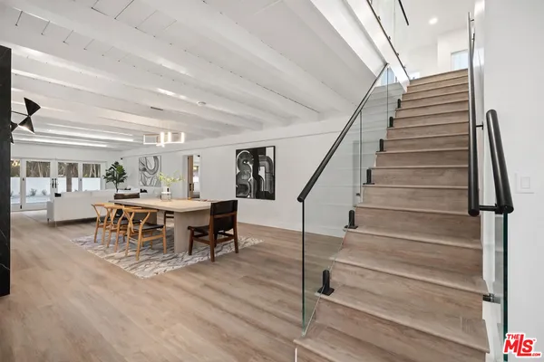$3,000,000 | 5439 Gentry Avenue, Valley Village, CA 91607