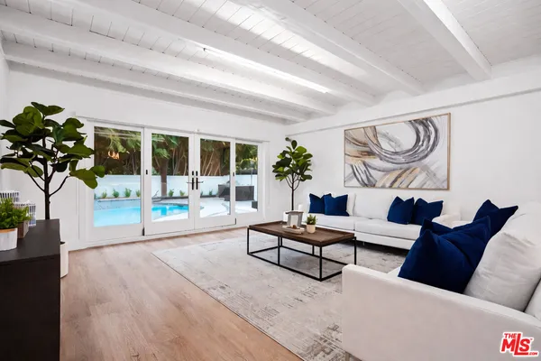 $3,000,000 | 5439 Gentry Avenue, Valley Village, CA 91607
