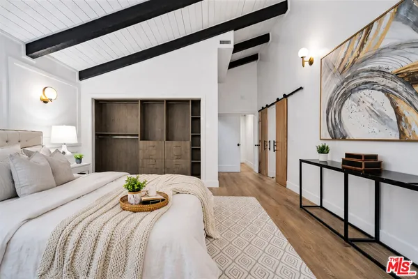 $3,000,000 | 5439 Gentry Avenue, Valley Village, CA 91607