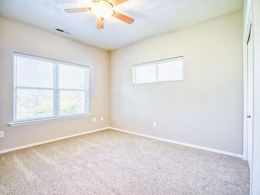 479 Ridgeway Avenue Central Point, OR 97502 - Photo 11 of 18 Additional Photo