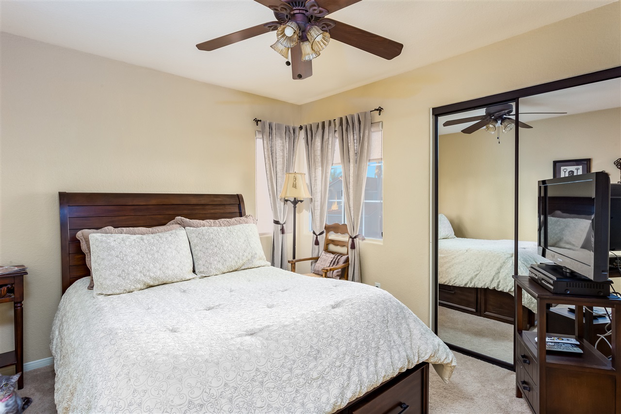 2319 Terraza Ribera Carlsbad, CA 92009 - Photo 17 of 25
