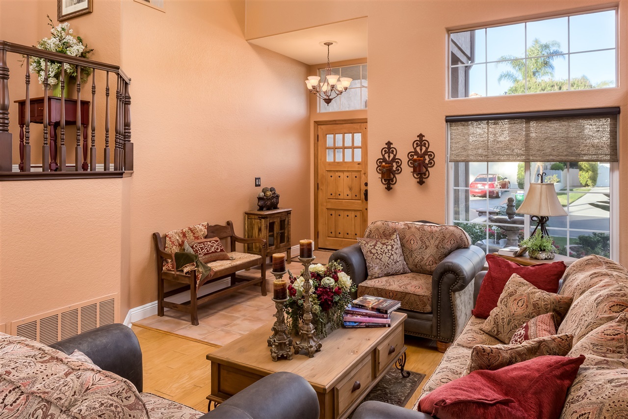 2319 Terraza Ribera Carlsbad, CA 92009 - Photo 3 of 25