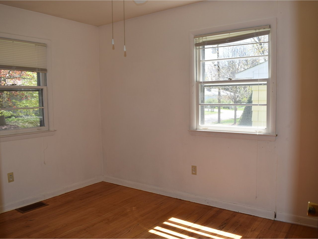 10 Murray Road Essex Junction, VT 05452 - Photo 22 of 34 Gallery Image 22