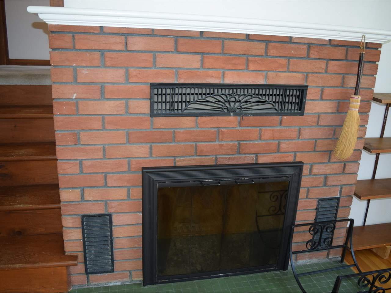 10 Murray Road Essex Junction, VT 05452 - Photo 5 of 34 Gallery Image 5