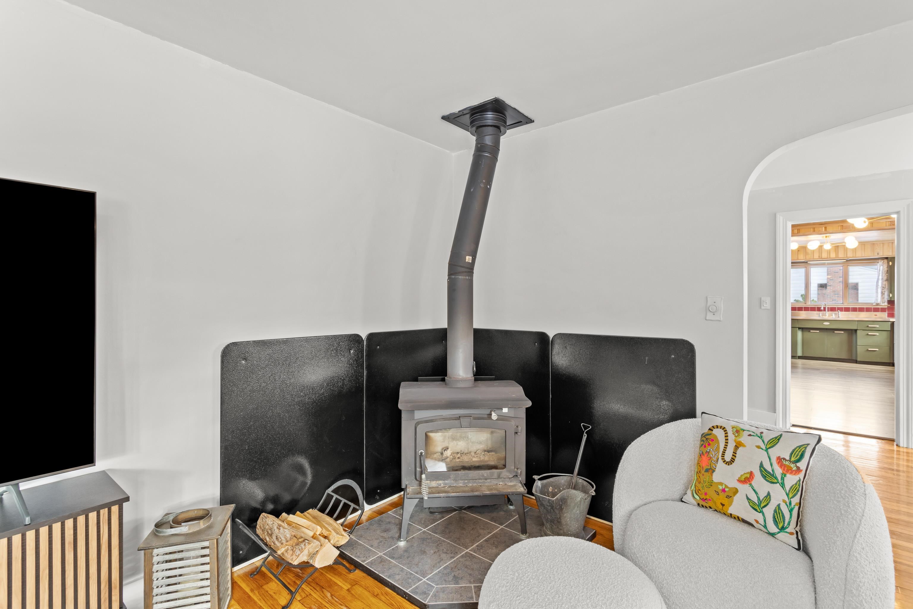 93 Armand Avenue Manchester, NH 03103 - Photo 17 of 39