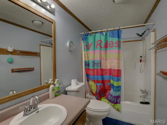 $199,000 | 29060 State Hwy V, Maywood, MO 63454