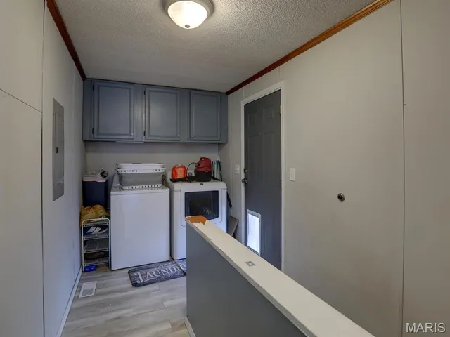 $199,000 | 29060 State Hwy V, Maywood, MO 63454